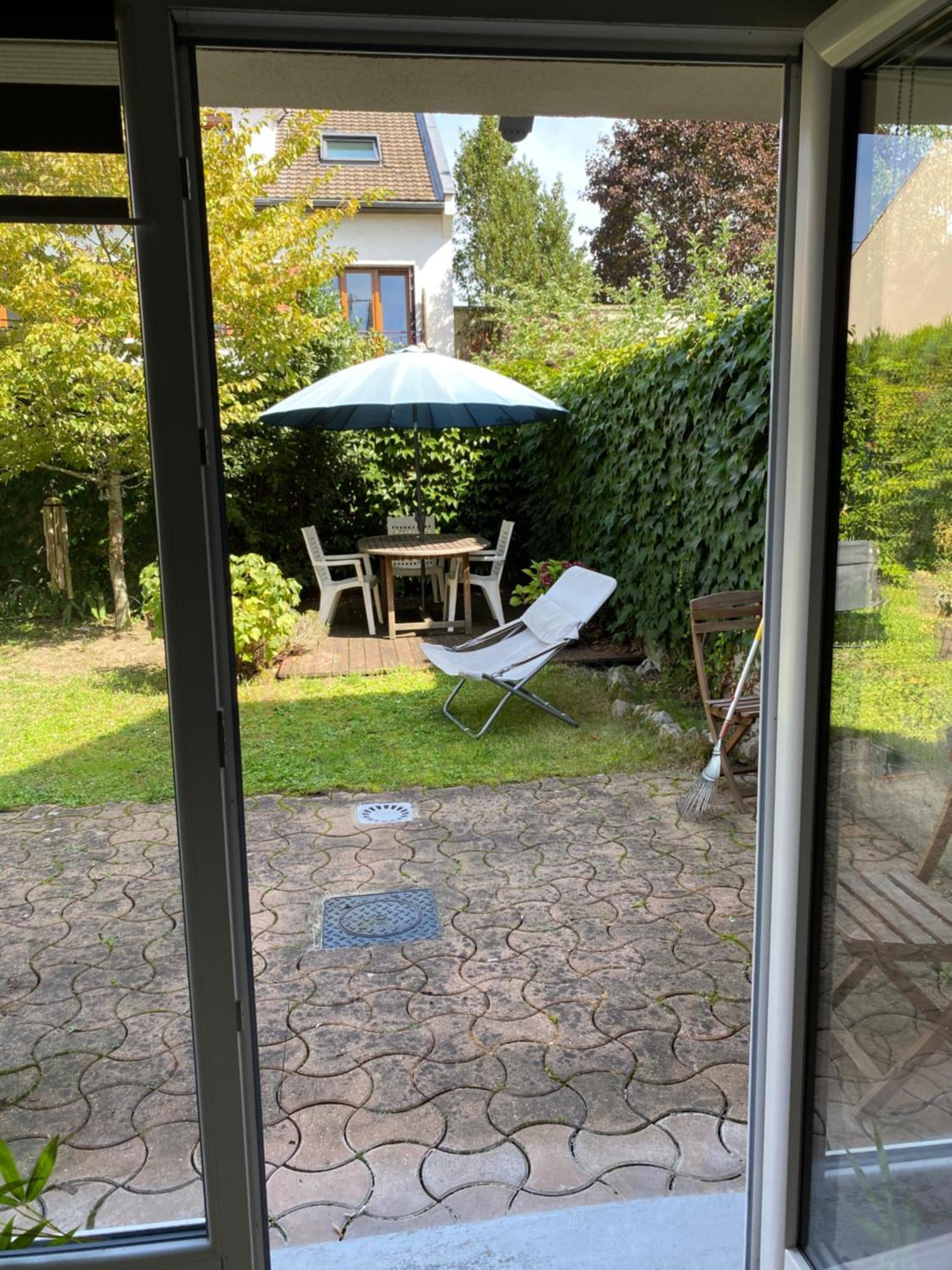 Chambre En Duplex, Entree Autonome, Sdb Privative Taverny Exteriér fotografie